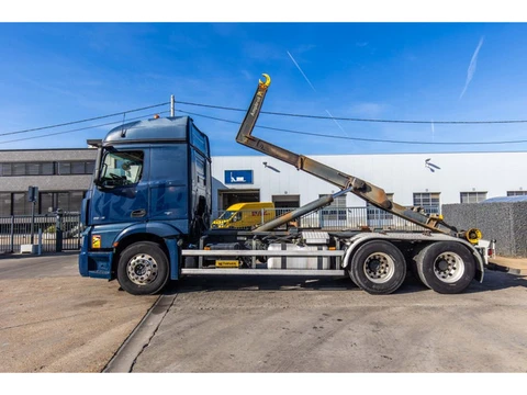 Mercedes-Benz ACTROS 2548 BL+ MARREL (bj 2015, automaat)