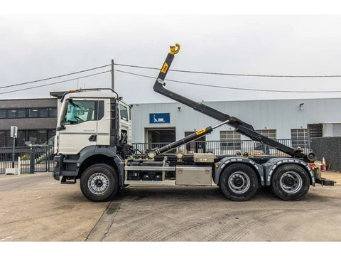 MAN TGS 33.470 BL - 61.000 KM (bj 2021, automaat)