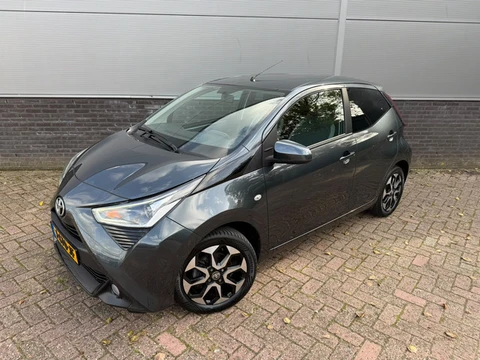 Toyota Aygo 1.0 VVT-i x-joy Automaat (bj 2020)