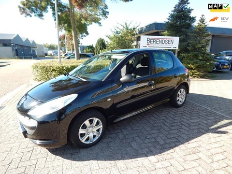 Peugeot 206 + 1.1 XR 5 DRS