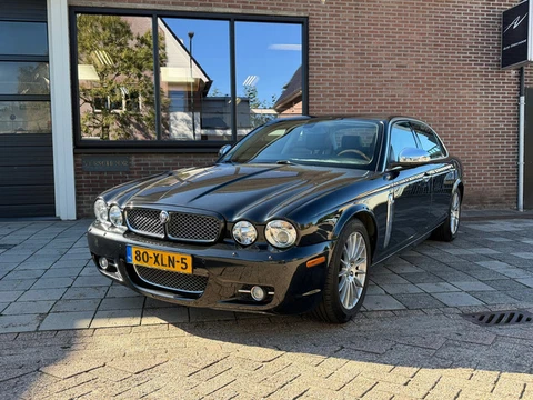 Jaguar XJ 4.2 V8 LWB