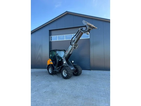 Giant g3500 Tele | 820 uur