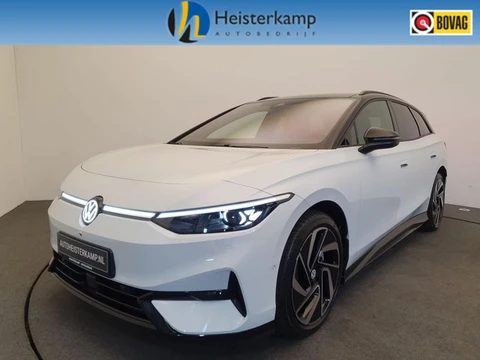 Volkswagen ID.7 Tourer Pro S 86 kWh 286pk Trekhaak, Pano, Harman/Kardon, 360 camera, Warmtepomp
