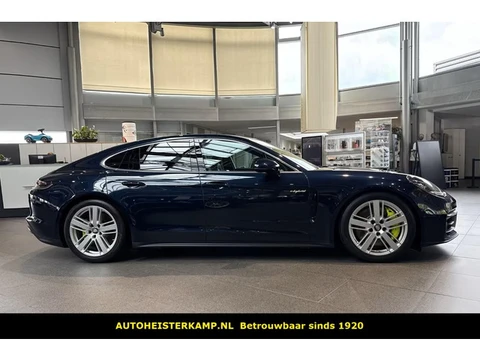 Porsche Panamera 2.9 4S E-Hybrid 560 PK ACC Luchtvering Memory LED Stuurverwarming Stoelverwarming