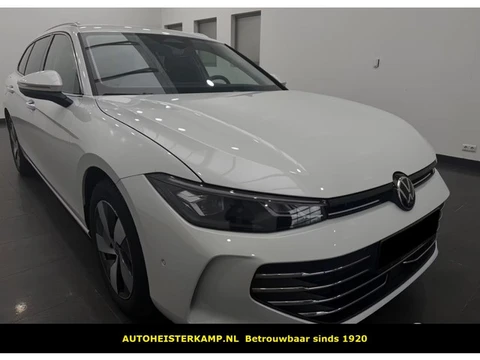 Volkswagen Passat Variant 2.0 TDI 150 PK Automaat ACC Trekhaak LED Massage 360 Camera Stuurverwarmin