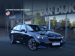 BMW 5 Serie Touring 550e xDrive M Sport Pro Pano.Dak Merino Leder Harman/Kardon Head-Up Stoelventila