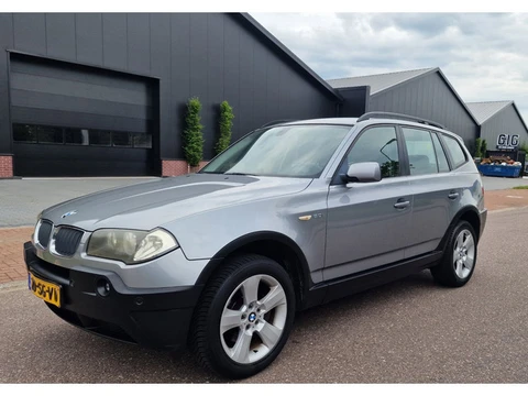 BMW X3 2.0i Introduction NAVI PSENSOR CRUISE