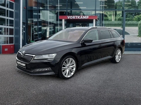 SKODA SUPERB 2.0 TDI DSG PANO-DAK/TREKHAAK/360CAM/E-KLEP/CANTON/ACC/STOELVERW+KOEL