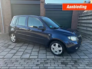 MAZDA 2 1.4 EXCLUSIVE / AIRCO / ELEK.RAMEN / STUURBEKR. / APK 2027!