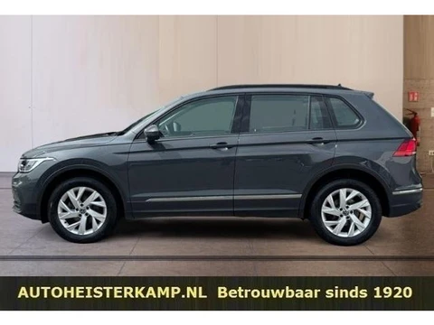 Volkswagen Tiguan 2.0 TDI 4Motion ACC Navi LED PDC Stoelverwarming