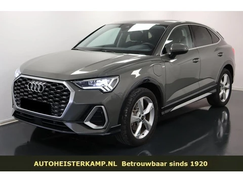 Audi Q3 Sportback 45 TFSI e 245 PK ACC Trekhaak Virtual Cockpit Sportstoelen Stoelverwarming 19 Inch