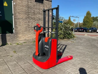 Linde T16 1600KG BREDE PALLETWAGEN / HEFTRUCK (bj 2021)