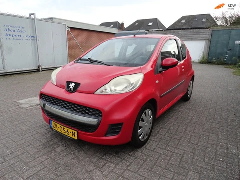 Peugeot 107 1.0-12V XS Urban Move AIRCO
