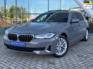 BMW 5-serie Touring 520i High Executive Edition 184pk Panoramadak / Elekt Trekhaak / Camera
