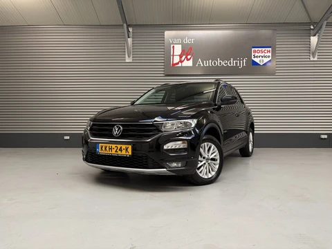 Volkswagen T-Roc 1.0 TSI STYLE/CARPLAY/PDC/CAM/KEY-LESS/EL A KLEP/ENZ