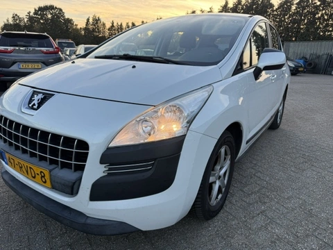 Peugeot 3008 1.6 VTi SR