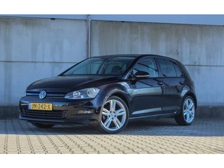 Volkswagen Golf 1.0 TSI Connected Series - automaat - camera - cruise - navigatie