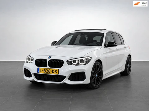 BMW 1-serie BMW M135i AUTOMAAT | M-SPORT | SCHUIF-/KANTELDAK | NAVI PROFESSIONAL | KEYLESS ENTRY | M
