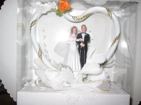 Bruidsparen voor op taart