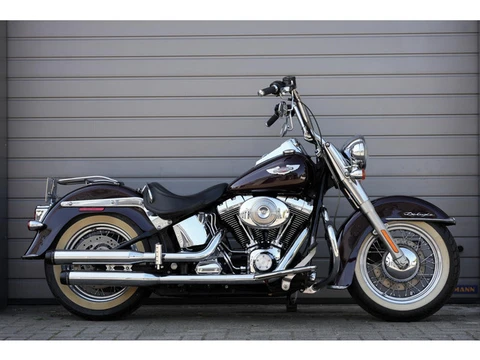Harley Davidson 88 FLSTNI Softtail deluxe de luxe