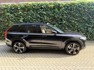 Volvo XC90 2.0 T8 Recharge AWD Ultimate Dark B&W Audio-Pano-Luchtvering-Massage-Trekhaak