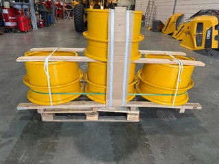 Volvo 17.00-25 Rims/Velgen