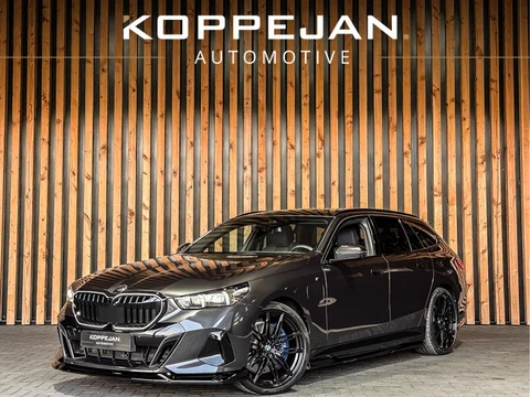 BMW 5 Serie Touring 550e xDrive 490PK M-Sport | BOWER AND WILKINS | 4 WIELBESTURING | TREKHAAK | HEA