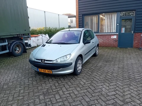 Peugeot 206 1.4 XR