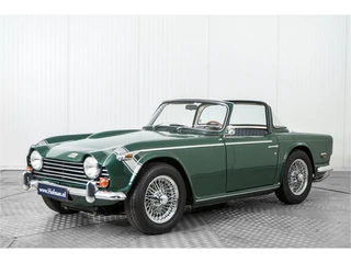 Triumph TR5 TR250 5 Speed, Surrey top (bj 1968)