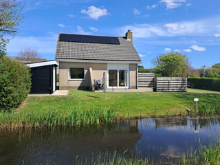 Vrijstaand vakantiehuis op Beachpark Texel dicht bij het strand met omheinde tuin
