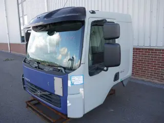 Cabine Volvo FL7-240 DAGCABINE
