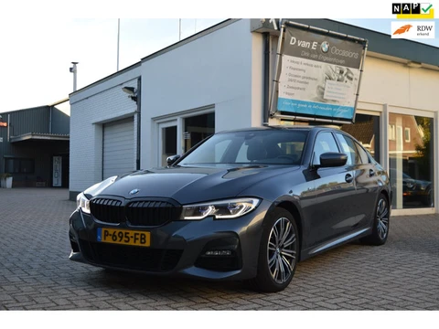 BMW 3-serie 318i M-sport M pakket Sportleder 1 eigenaar Laserlicht