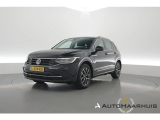Volkswagen Tiguan 1.5 TSI Life Business | Rijklaar! | Adapt. Cruise | Trekhaak | Navi | PDC V+A | Ap