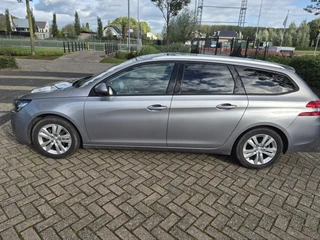 Peugeot 308 SW 1.2 PureTech Blue Lease Executive