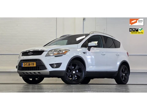 Ford Kuga 2.5 20V Titanium Trekhaak Panoramadak Leder Navigatie