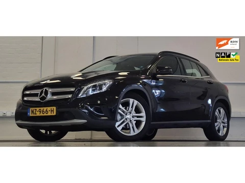 Mercedes-Benz GLA-klasse 200 Edition 1 Automaat Navi Xenon Leder Mooi!