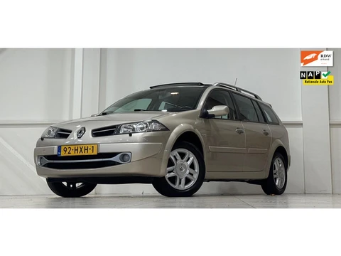 Renault Mégane Grand Tour 2.0i 16V Tech Line Schuifdak Trekhaak Navigatie Garantie