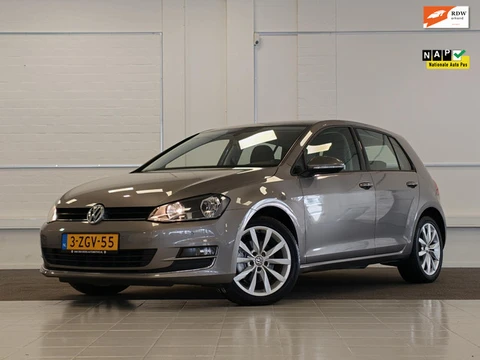 Volkswagen Golf 1.4 TSI ACT Business Edition Camera Navi Massage Trekhaak Garantie