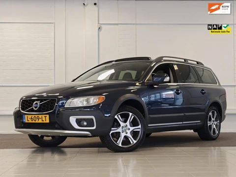 Volvo XC70 3.0 T6 Momentum BLIS Xenon Leer Navi Mooi! Trekhaak Vol!!!