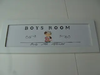 WANDVERSIERING PRINCE ARCHIE BOYS ROOM NIEUW