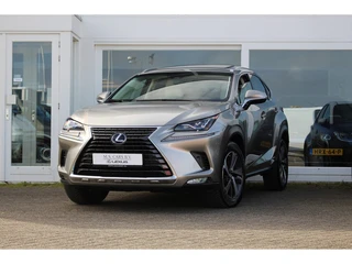 Lexus NX 300h AWD President Line
