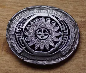 Buckle / gesp " Symmetrische zonnemotieven "