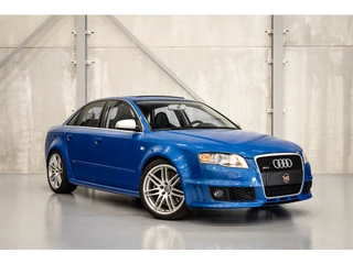 Audi RS4 Sedan 4.2 V8 quattro | Sprintblau | RS stoelen | 1ste eigenaar | Dealer onderhouden | Navig