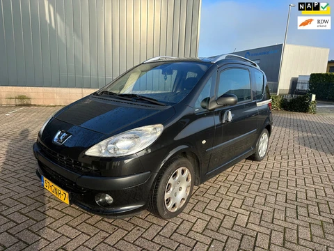 Peugeot 1007 1.4-16V Gentry 2008 AIRCO