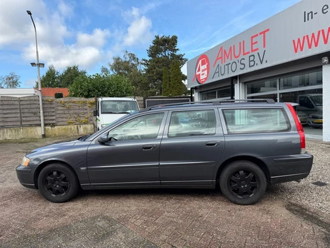 Volvo V70 2.5T,154kw/209pk,AUT.Summum,1949,-