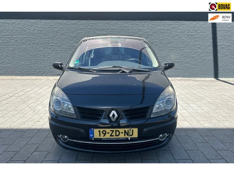 Renault Grand Scénic 2.0-16V T Tech Line