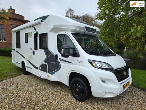 Challenger 398 XLB Queensbed/hefbed fietsendrager