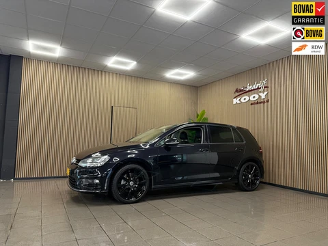 Volkswagen Golf 1.4 TSI ACT R-Line * Camera / Dynaudio / Navigatie / Stoelverwarming / 18" LM Velgen