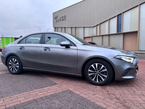 Mercedes-Benz A-klasse 200 Business Solution 7 traps automaat