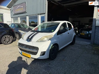 Peugeot 107 1.0-12V XR